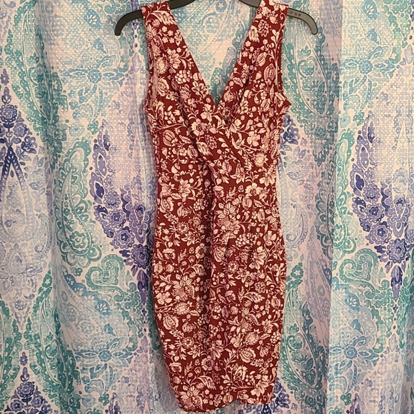 DNA couture Dresses & Skirts - Faux wrap v neck tulip hem dress